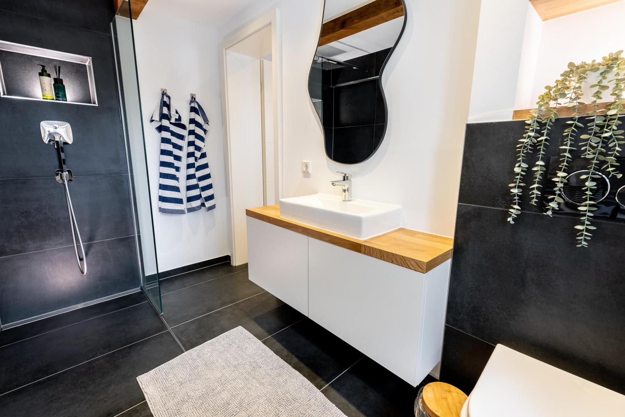 Fachwerk Boutique-Hotel 1 ハッティンゲン エクステリア 写真